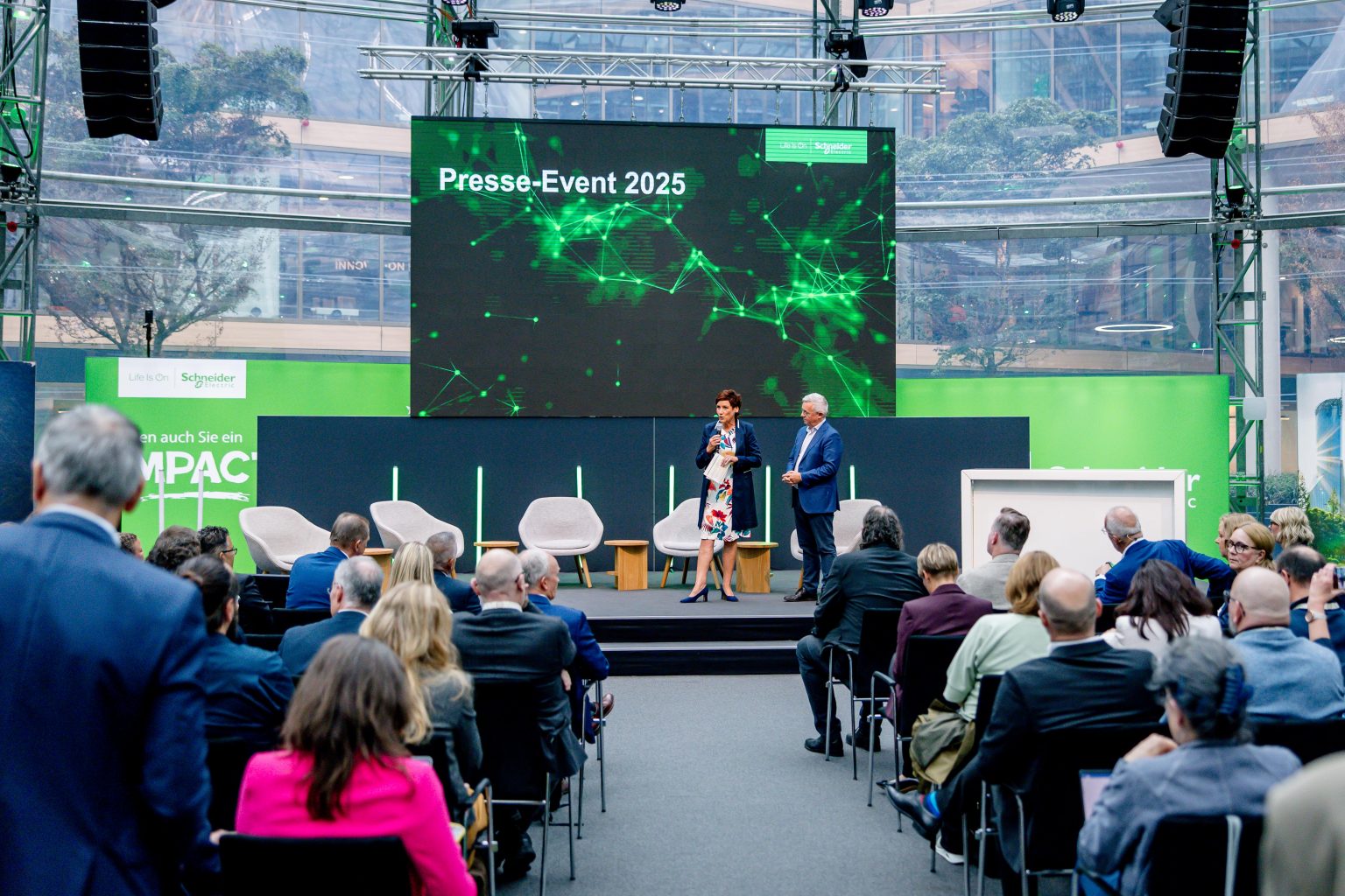 Schneider Electric, Gruppe C Photography